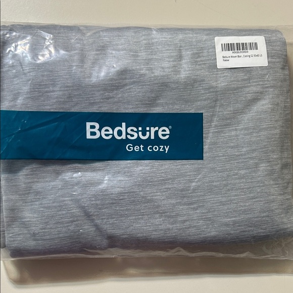 Bedsure Cooling Blanket - Soft Gray - Picture 4 of 5